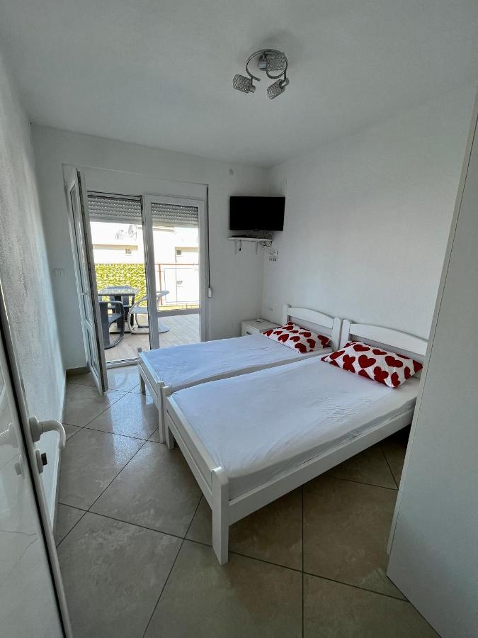 Apartments Apartmani Bojana يوتجيها المظهر الخارجي الصورة