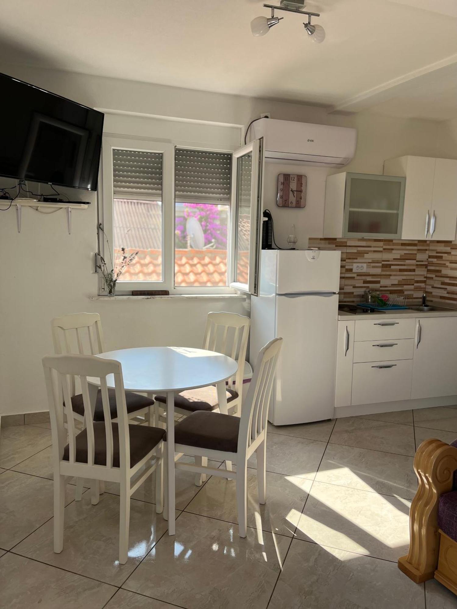 Apartments Apartmani Bojana يوتجيها المظهر الخارجي الصورة